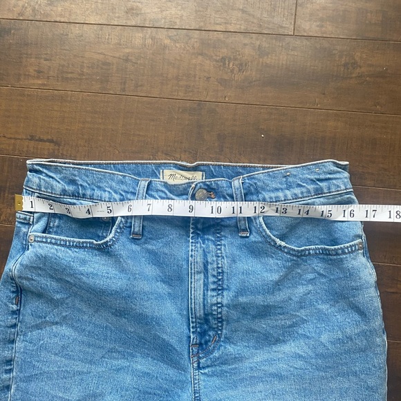 Madewell The Perfrct Vintage Flare jeans in Tarlow Wash - Picture 5 of 13